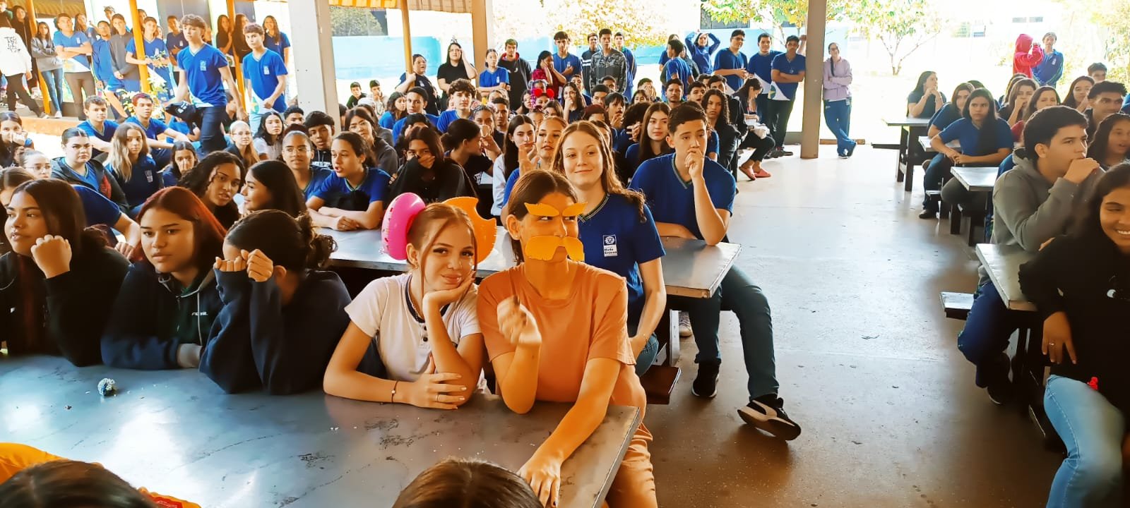 MANHÃ DE ALEGRIA E DIVERSÃO MARCA COMEMORAÇÃO DO DIA DAS CRIANÇAS NA ESCOLA ESTADUAL DOM BOSCO